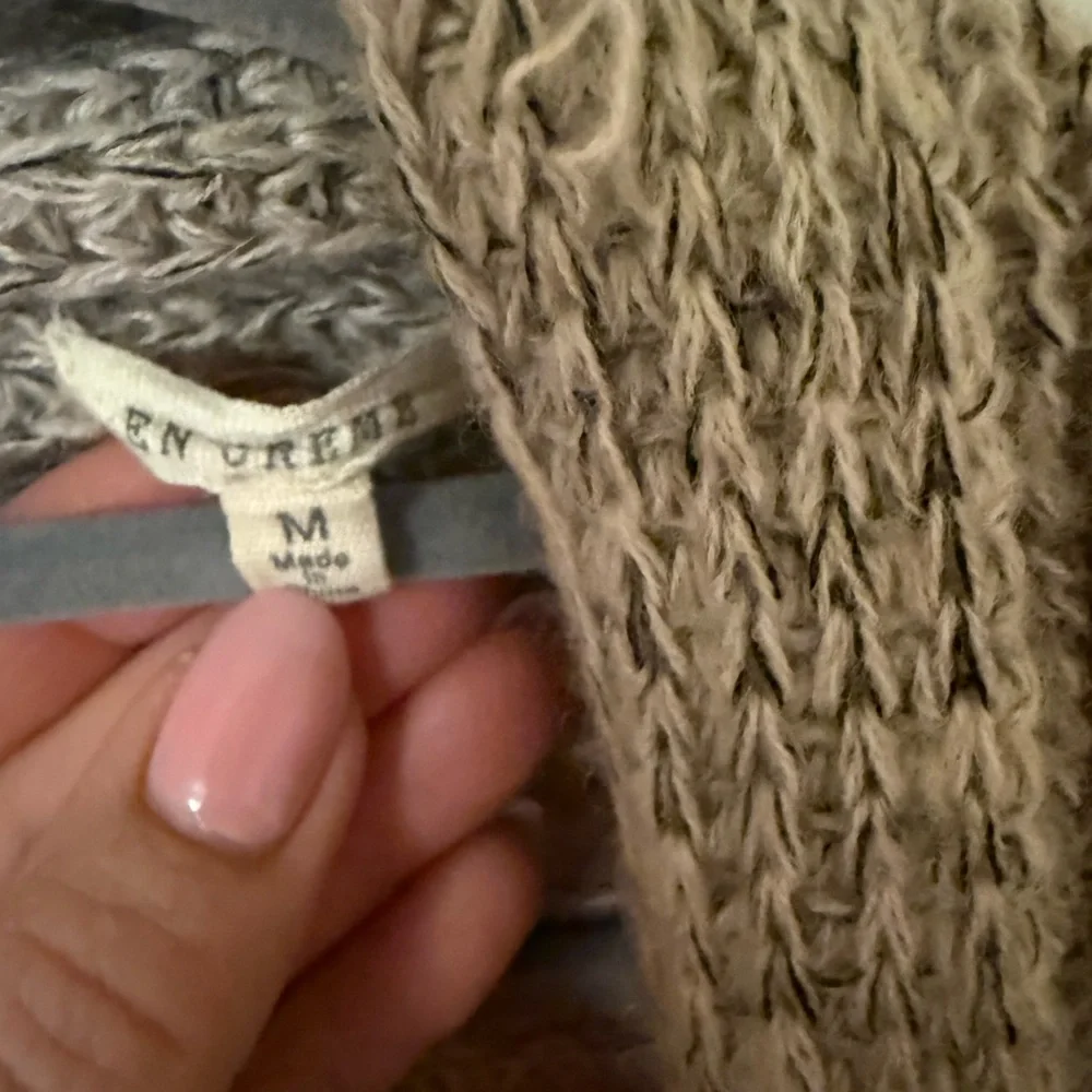 En Creme Open-Front Cardigan Sweater - Light Gray - Picture 2 of 3